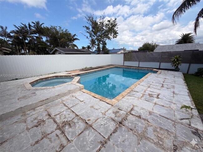Building Photo - 12344 SW 255th Terrace