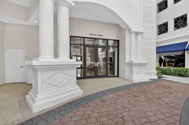 Building Photo - 233 S Federal Hwy
