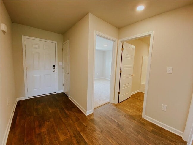 Building Photo - 8024 Irwin Loop