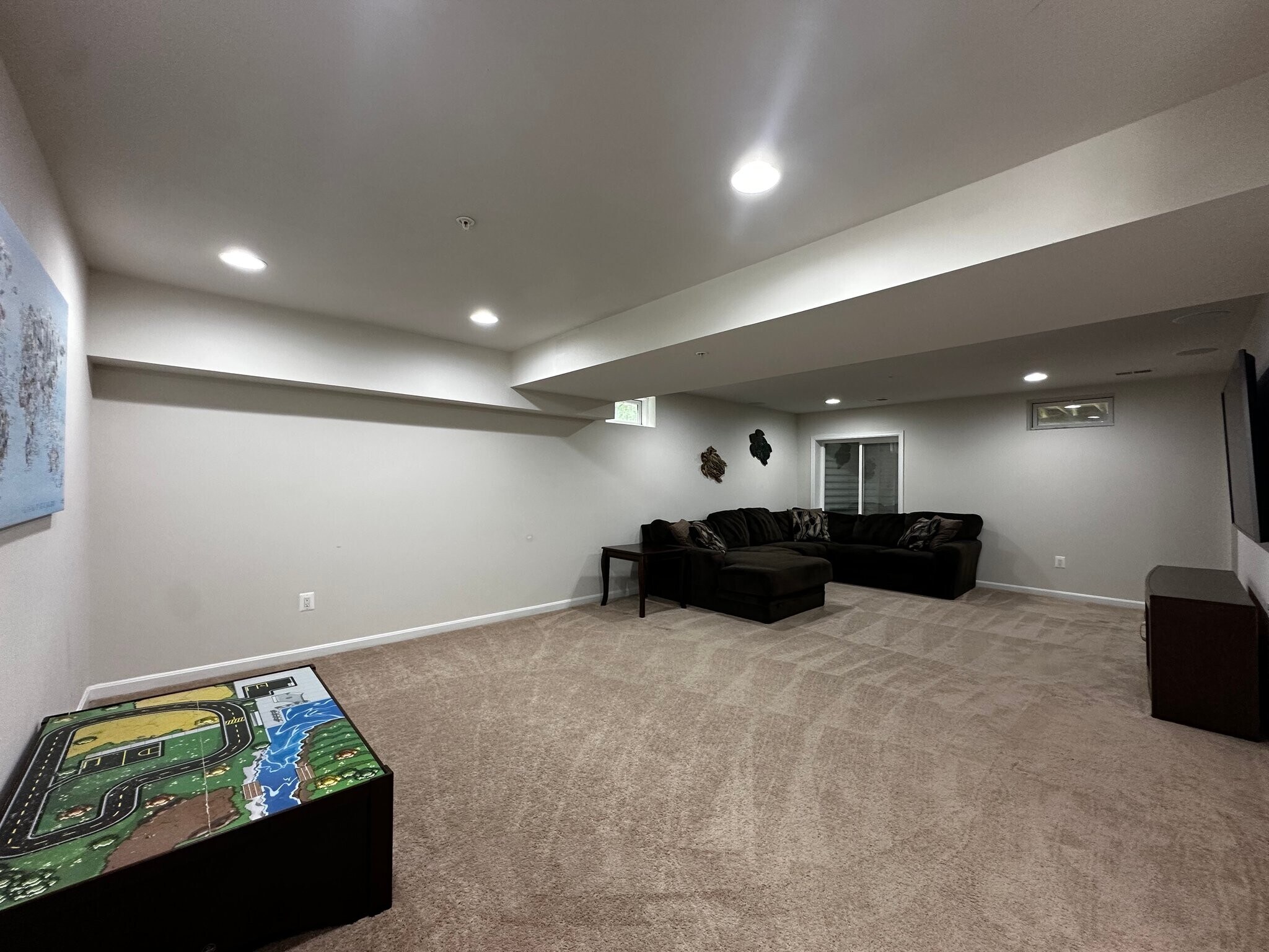 Building Photo - 904 St Martins Loop