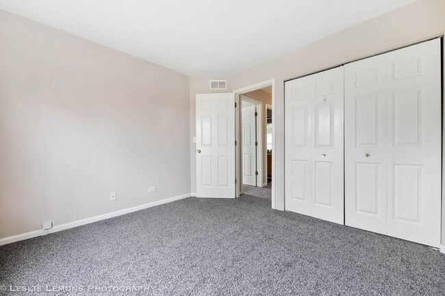 Building Photo - 4137 Blackstone Dr