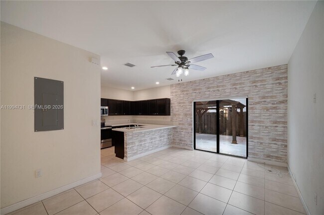 Building Photo - 11508 SW 248th Ln