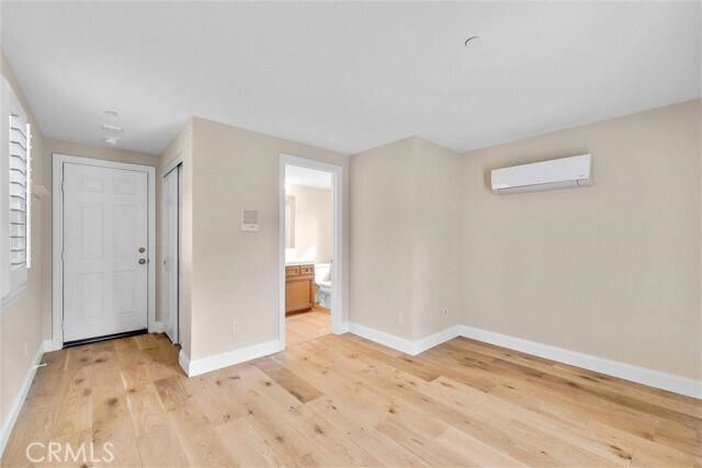 Building Photo - 31 Cezanne