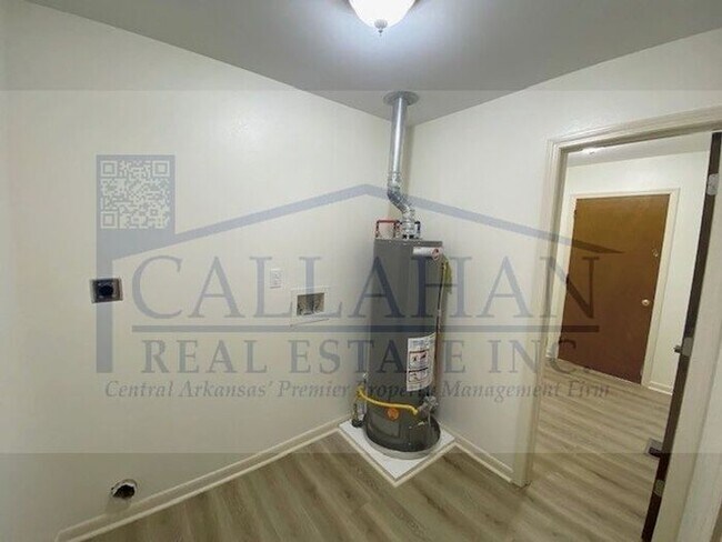 Building Photo - Sherwood 3 Bedroom Home