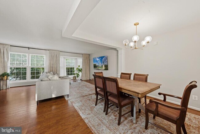 Building Photo - 1122 Cypress Tree Pl