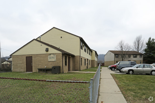 Building Photo - Penn Park Apartments