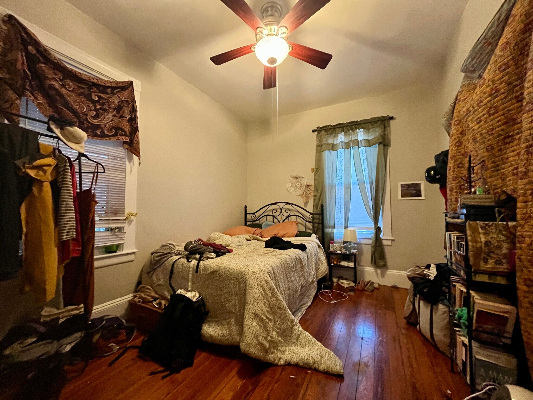 Building Photo - 83 Wensley St