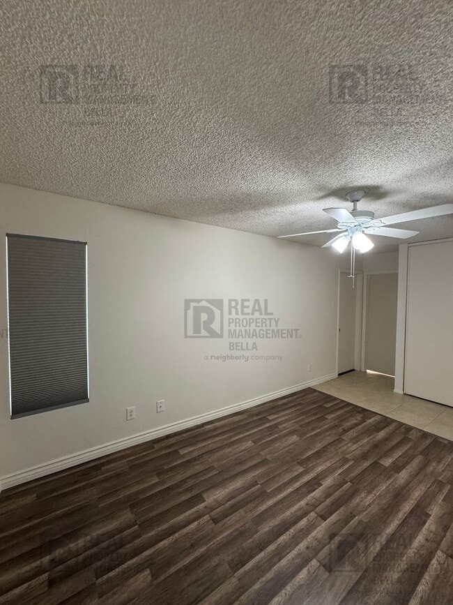Building Photo - Move-In Ready 2-Bed, 2-Bath in Lake Elsinore