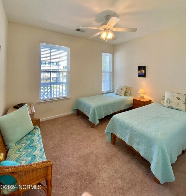 Building Photo - 881 Great Egret Cir SW