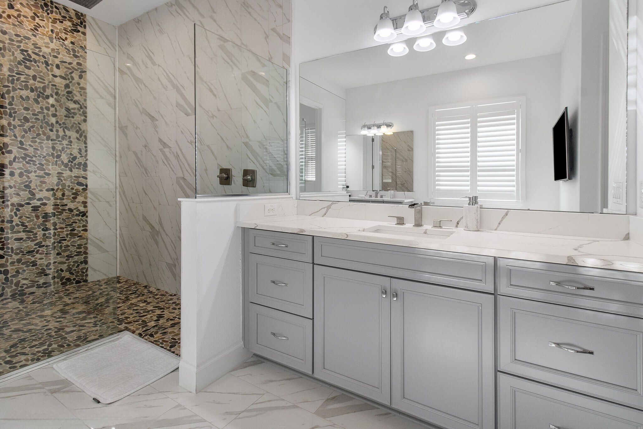 Building Photo - 7531 Mandarin Grove Way