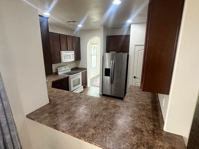 Building Photo - This home has everything that you are looking for!