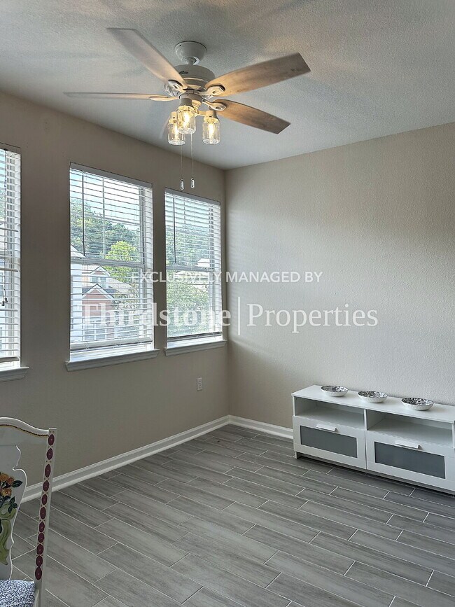 Building Photo - 8550 Touchton Rd