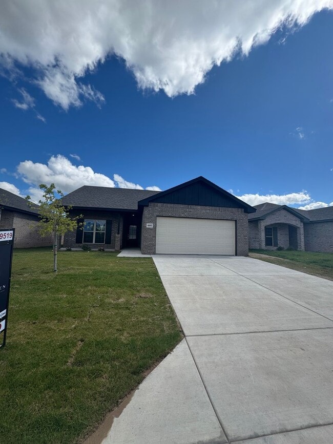 Primary Photo - New built located in Beacon Pointe area!!!...