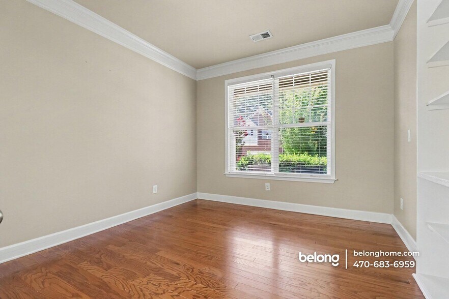 Building Photo - 824 Autry Oak Ct