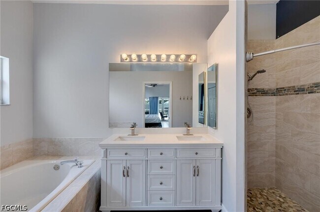 Building Photo - 17791 Castle Harbor Dr