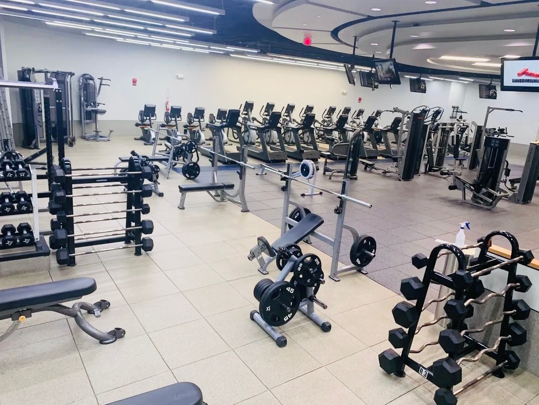 Gym - 1011 Arlington Blvd