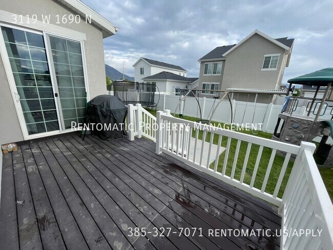 Building Photo - 3119 W 1690 N