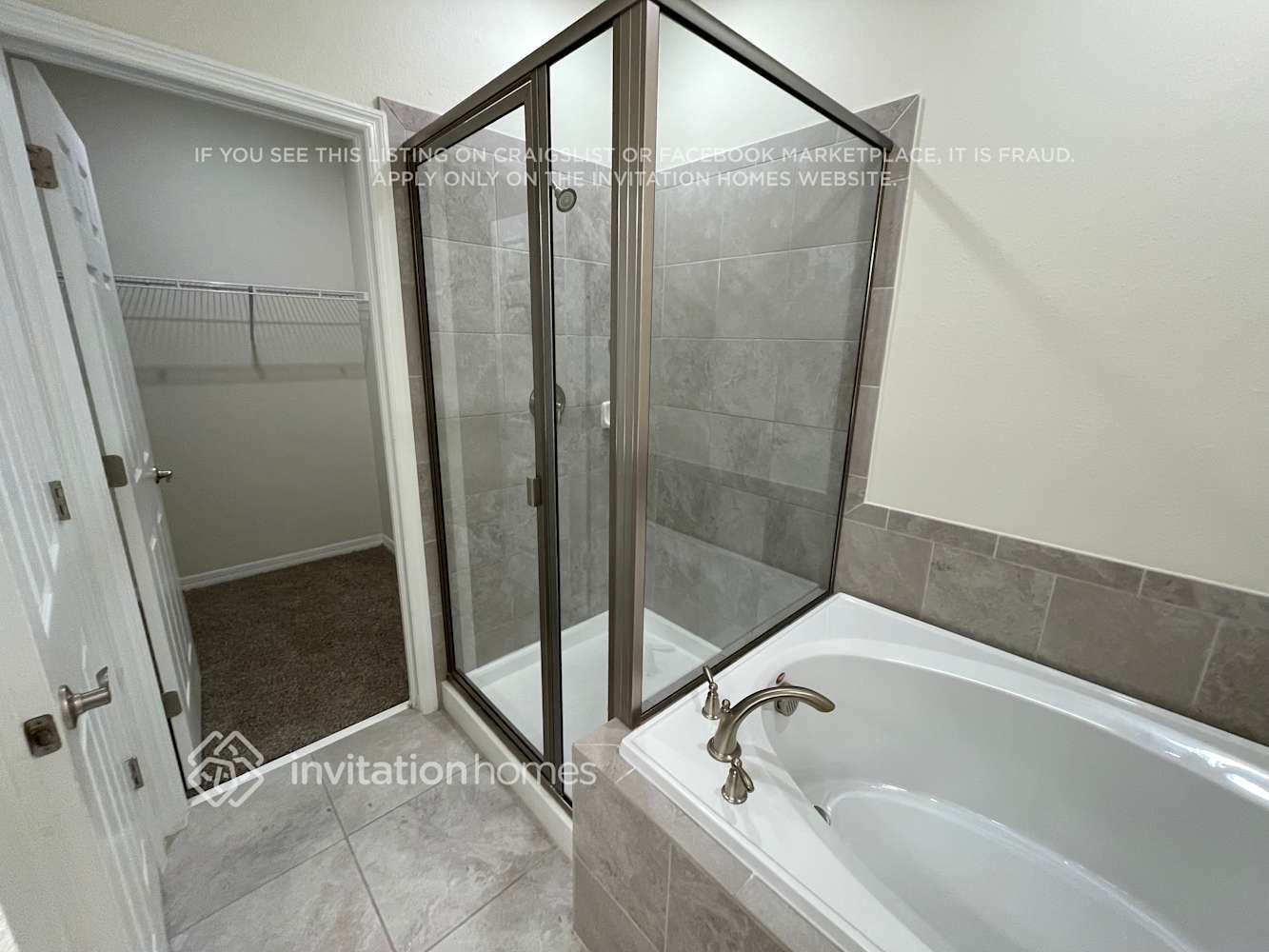 Building Photo - 2886 Grand Kemerton Pl