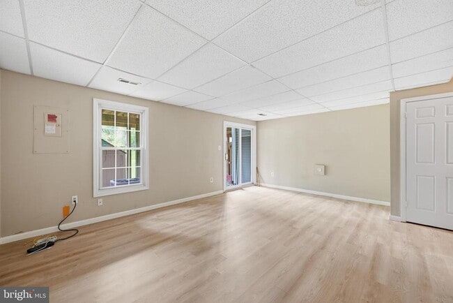 Building Photo - 15622 Cliff Swallow Way