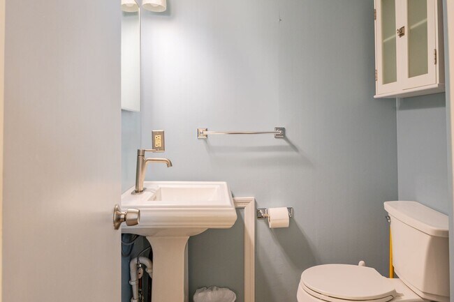 Building Photo - OCEANFRONT OFF-SEASON MONTHLY 2 BEDROOM NOW AVAILABLE