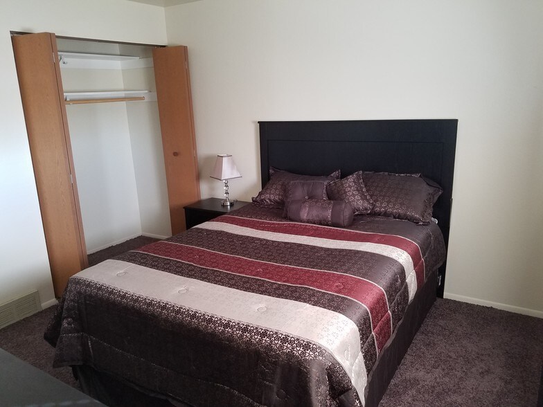 Southwyck Place Apartments 2200 Foxbourne Rd Toledo OH 43614