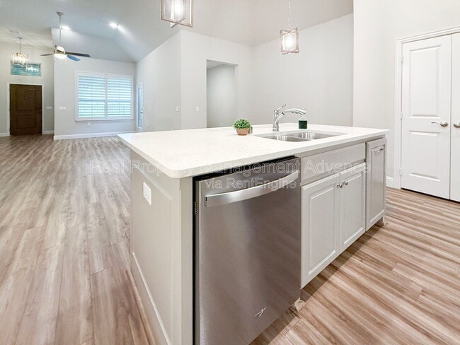Building Photo - 3750 Dalea Dr