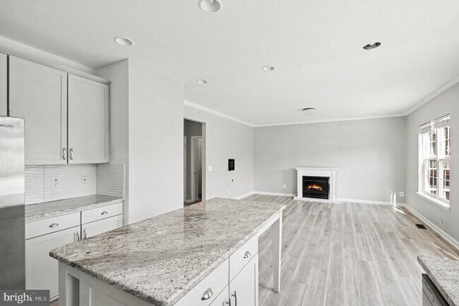 Building Photo - 91 Chaps Ln