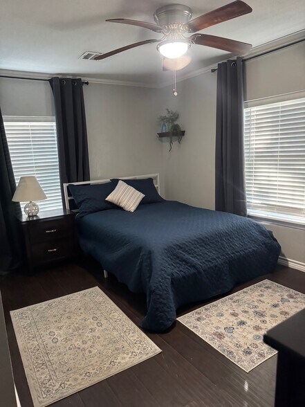 Master Bedroom - 2328 Shanks Rd