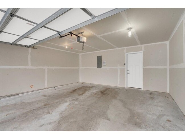 Building Photo - 436 Norway Ln