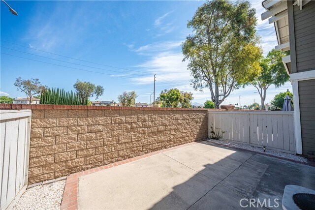 Building Photo - 2285 Boxwood Pl