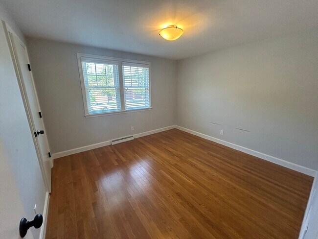 Building Photo - 109 Elmwood Rd