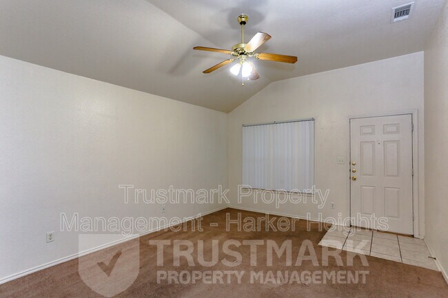 Building Photo - 4907 John David Dr