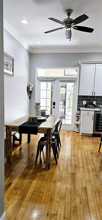 Building Photo - 1147 Delaney Ave