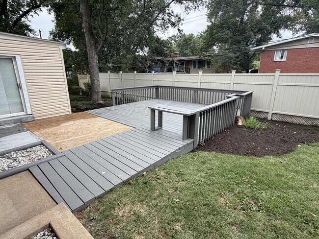 Building Photo - 8747 Kathy Ct