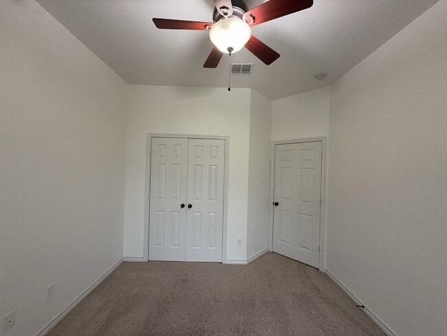 Building Photo - 12614 Oceanside Dr