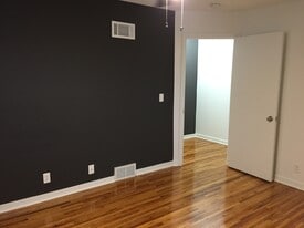 Building Photo - 3446 N 48th St