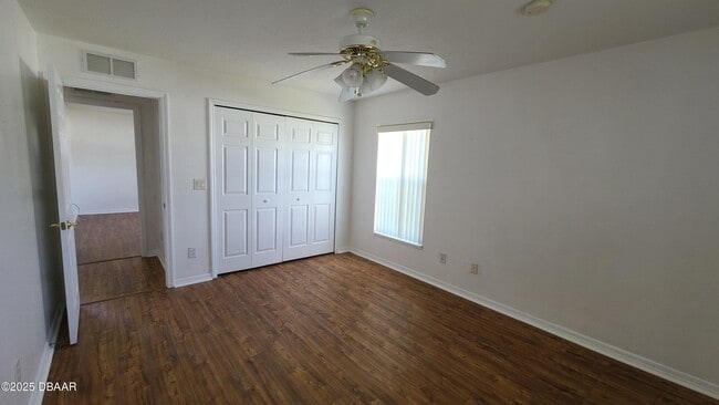 Building Photo - 249 College Park Dr
