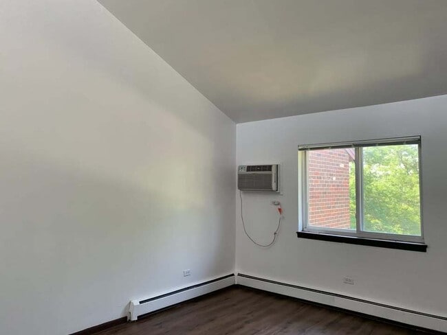Building Photo - 486 Pleasant Run Dr