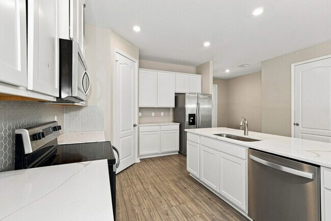 Building Photo - 11410 Cay Spruce Wy