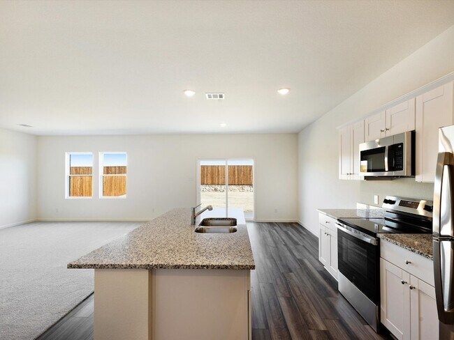 Building Photo - 2122 Mdw Pk Dr