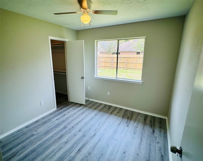 Building Photo - 15603 Raven Trail