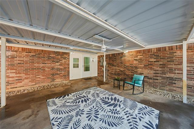 Building Photo - 1129 W Hills Terrace