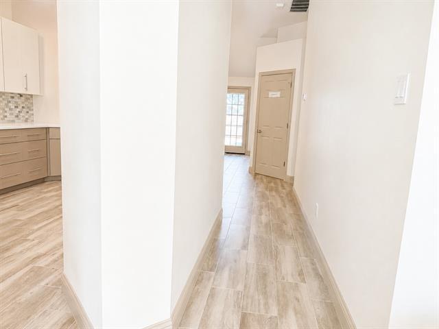 Building Photo - 809 Big Bend Dr