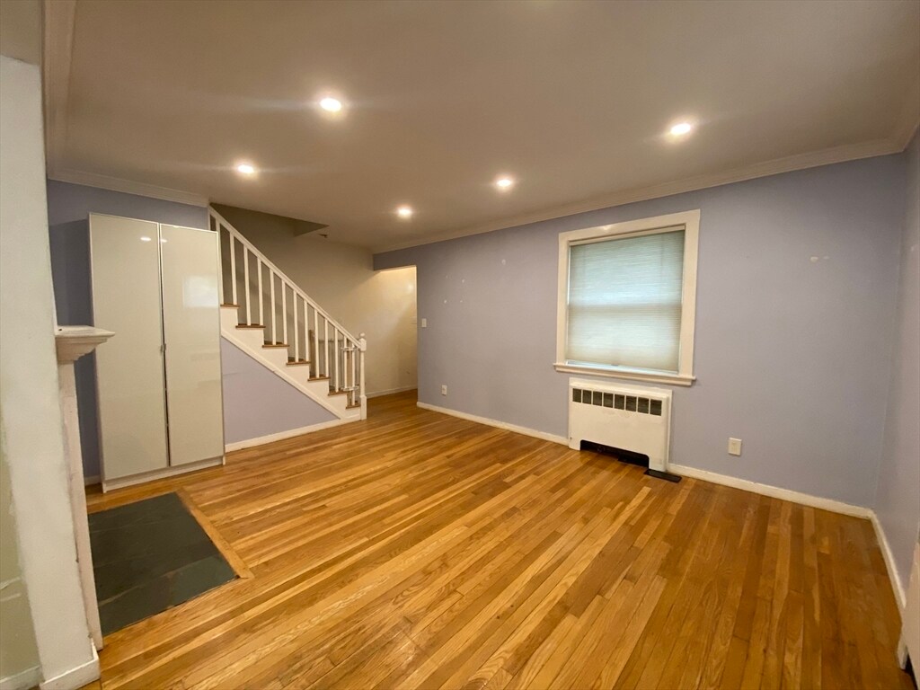 Building Photo - 120 Foster Ter