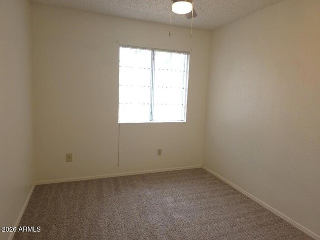 Building Photo - 3034 E Villa Maria Dr