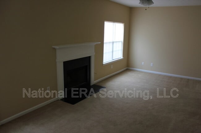 Building Photo - 481 Harvick Cir