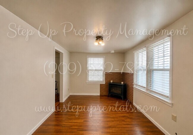 Building Photo - 21313 Phoenix Lake Rd