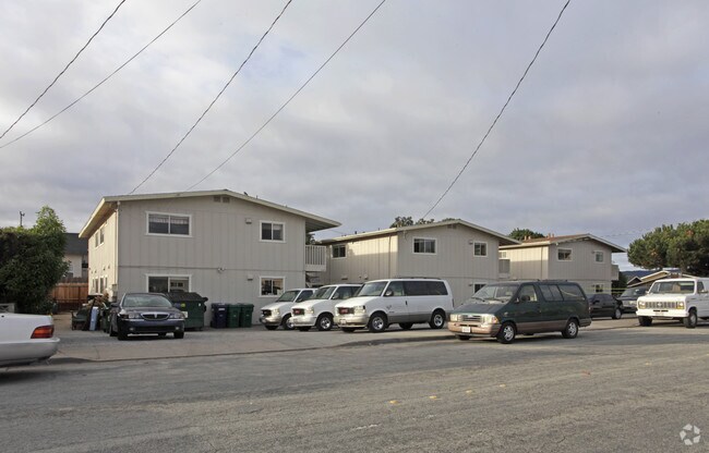Primary Photo - 1140-1152 Sonoma Ave