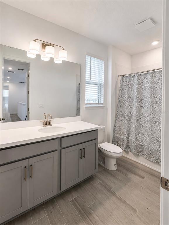 Building Photo - 5136 Goldfinch Dr