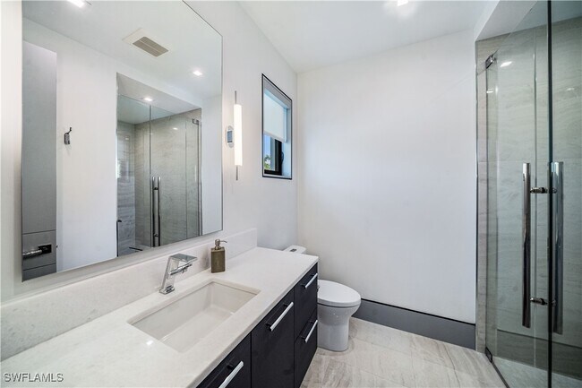 Building Photo - 2201 Shad Ct